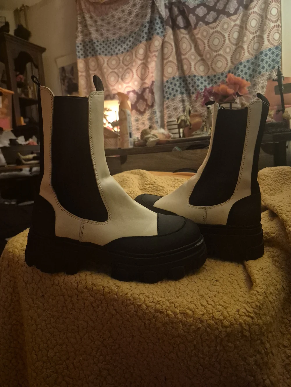 Chunky Chelsea Boots in Black and Cream - Women's